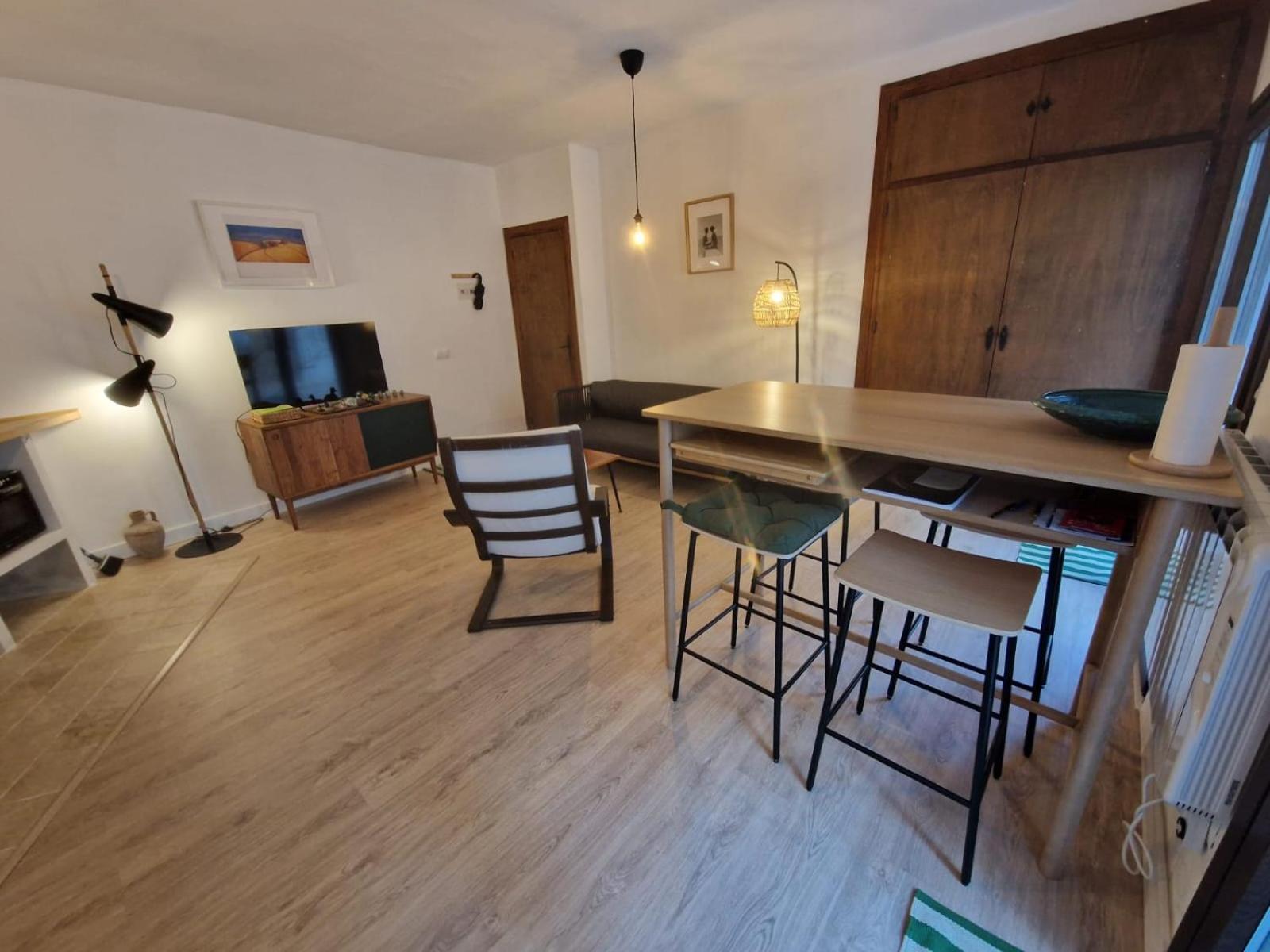 Appartamento Individual Tranquila Con Bano Privado En Piso Compartido *