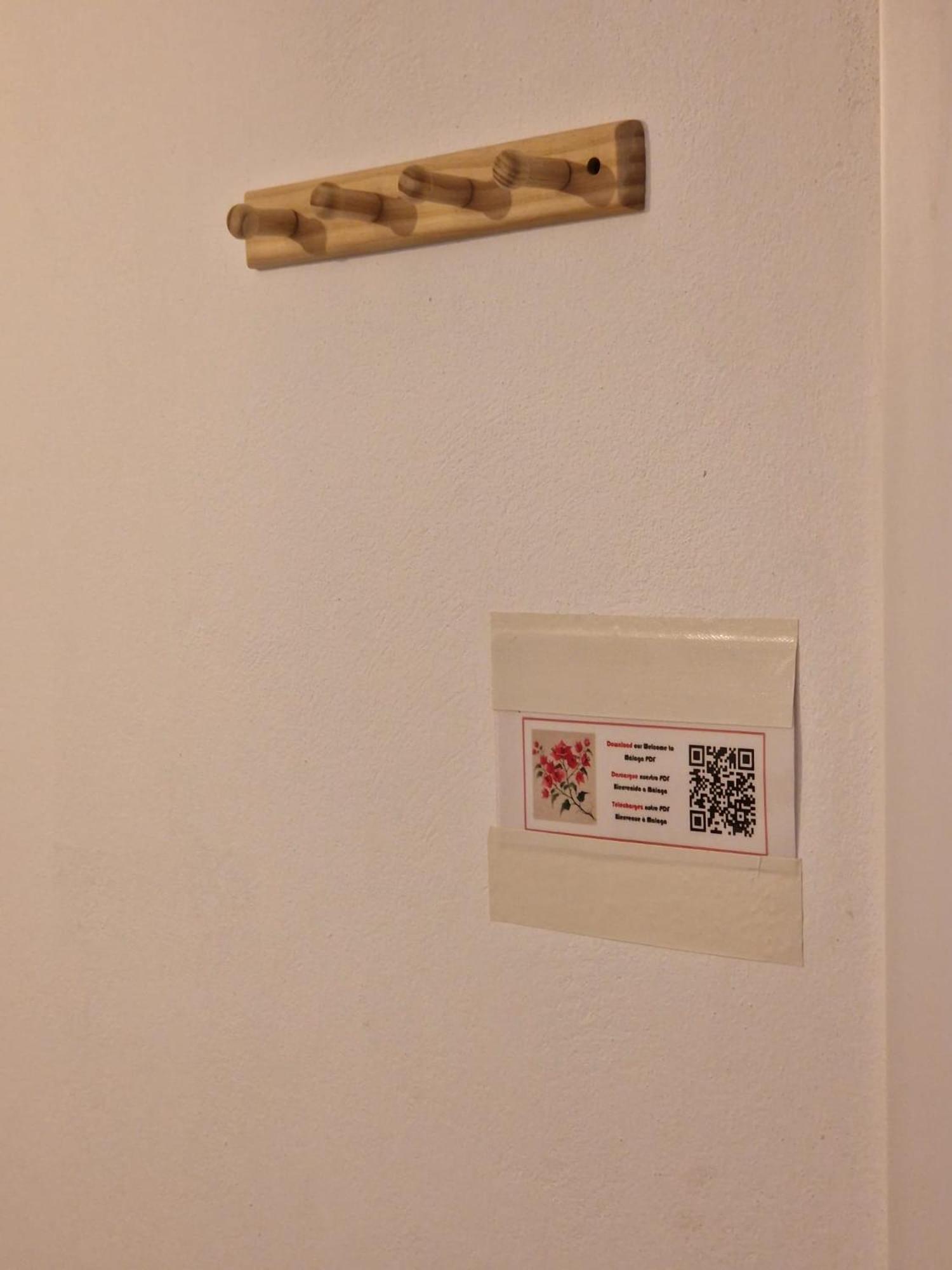 Individual Tranquila Con Bano Privado En Piso Compartido * Málaga